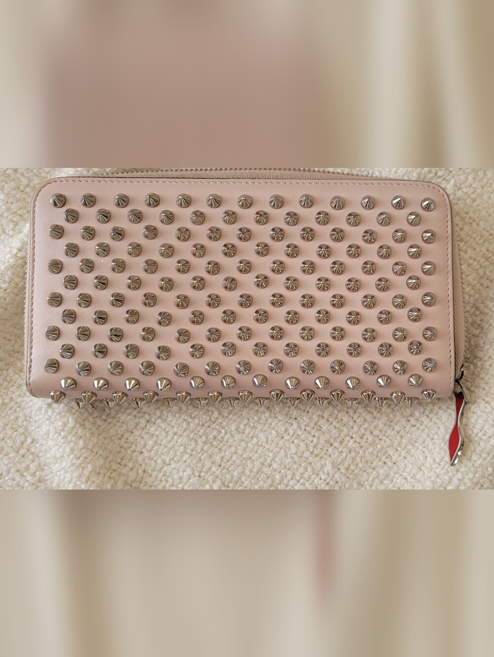 Christian Louboutin Panettone Silver Spiked Zip Pink Blush Wallet - GUC - Picture 3 of 16